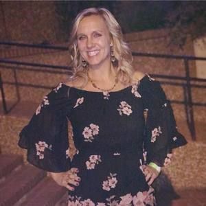 Meet your Posher, Lisa